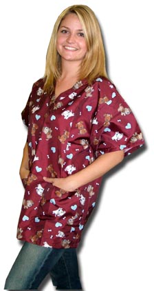 *STYLIST WEAR Patterned Scrub Top Bugundy Dog S